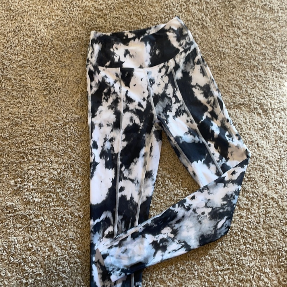 Year of ours black and white leggings